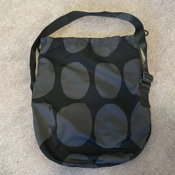 MARIMEKKO Large Tote In Stone Print EUC - Picture 1 of 5